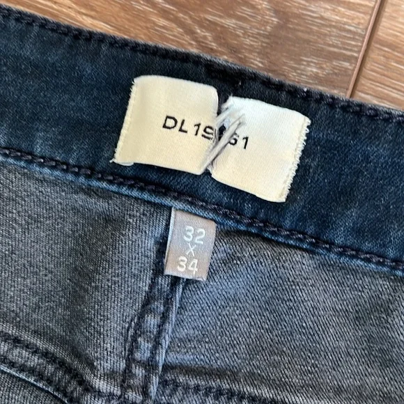 NWOT DL1961 Nick Slim Jeans, 32x34